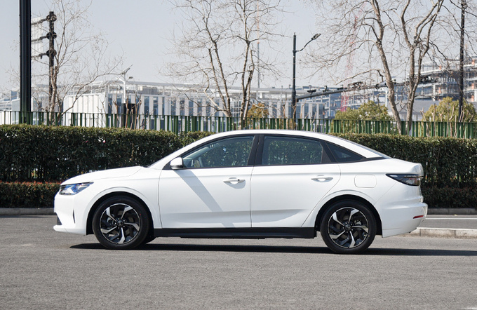 Do you buy Santana for less than 150,000 yuan in pure electricity? Take a real shot of the new Weimar E.5- Figure 2.