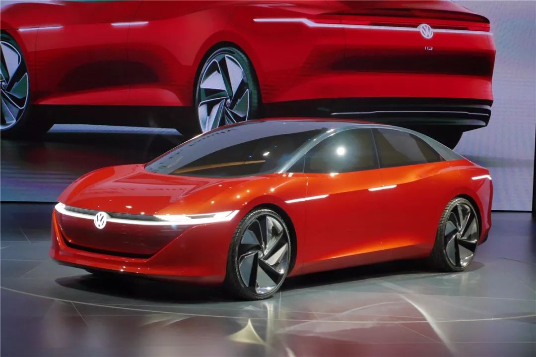 As the flagship of the family, the production version ID.5 of I.D.Vizzion will be the first to be listed in China in 2022.